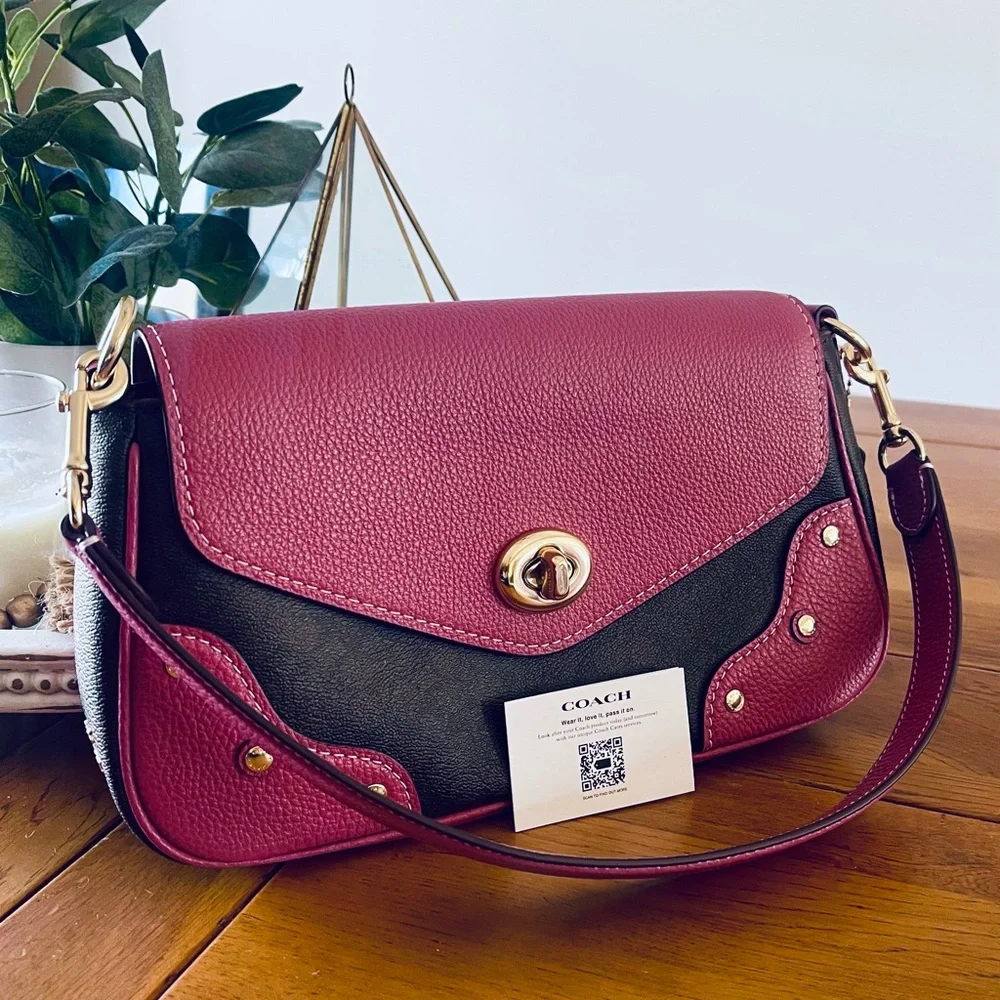Coach millie signature